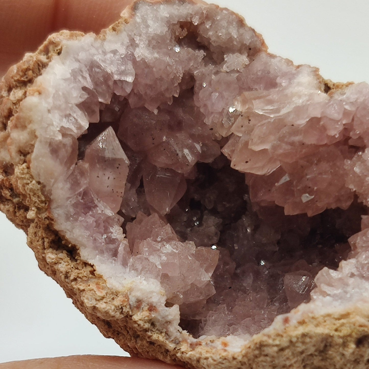 Geoda de amatista rosa