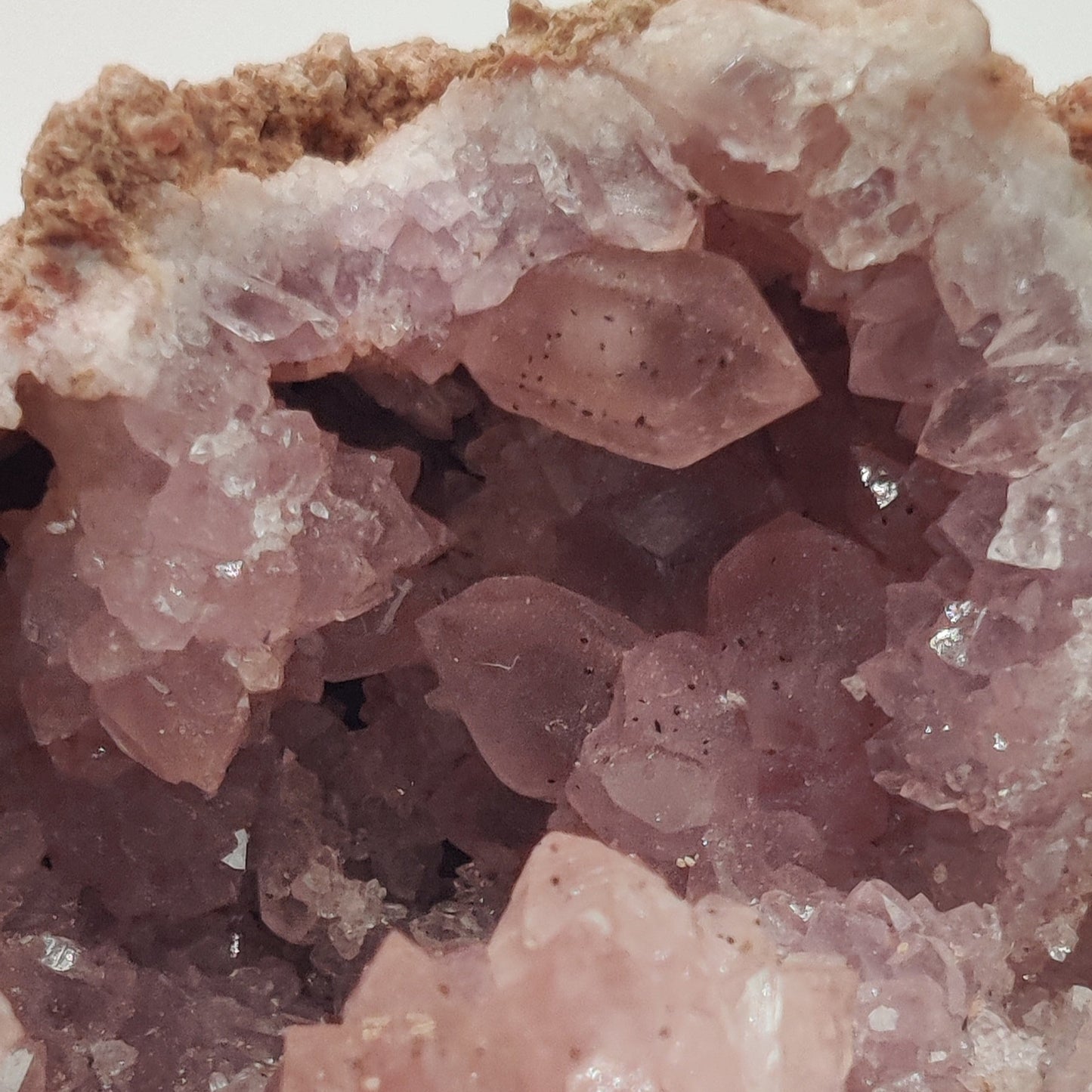 Geoda de amatista rosa