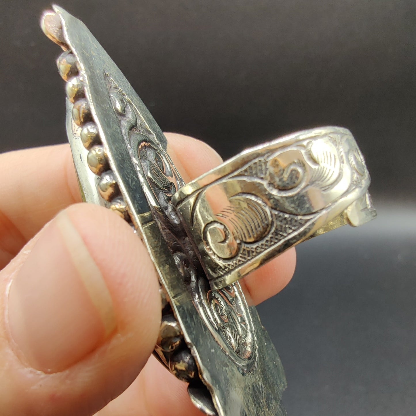 Anillo jaspe abejorro el Alpaca