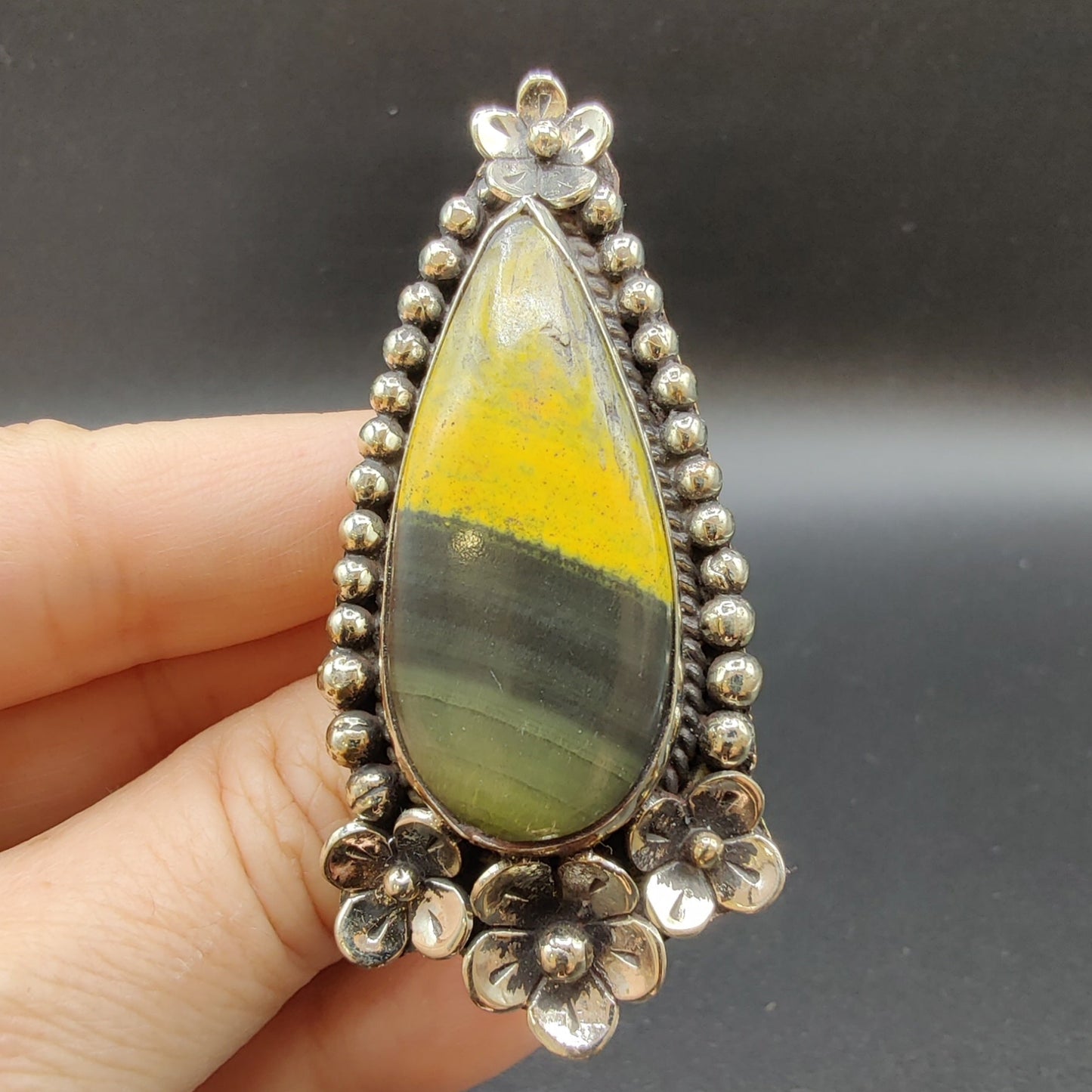 Anillo jaspe abejorro el Alpaca