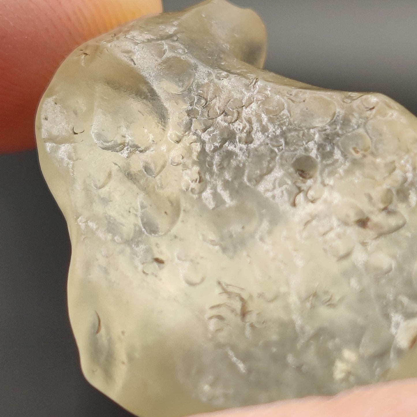 Cristal líbico (Tectita)