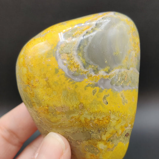 Jaspe abejorro pulido