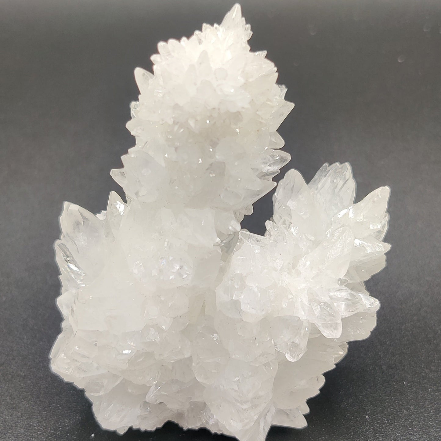 Aragonito coraloide. "Cave calcite".