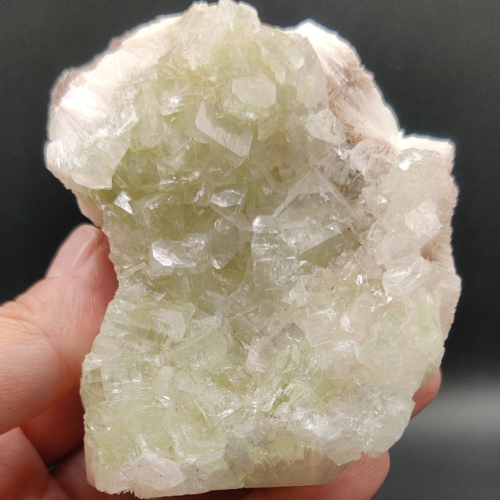 Apofilita verde