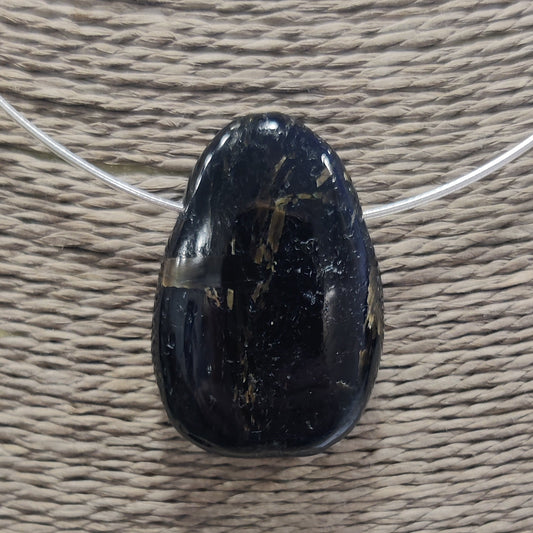 Colgante de Nuummita