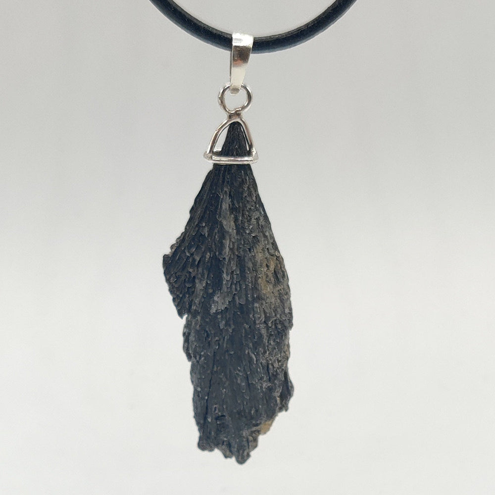 Colgante "escoba de bruja"