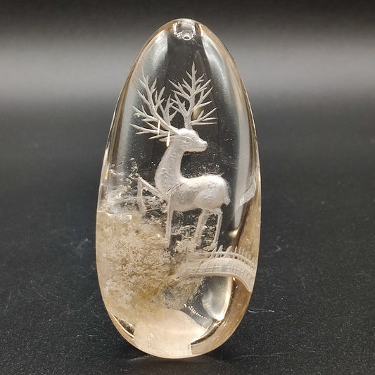 Colgante de cuarzo talla de ciervo