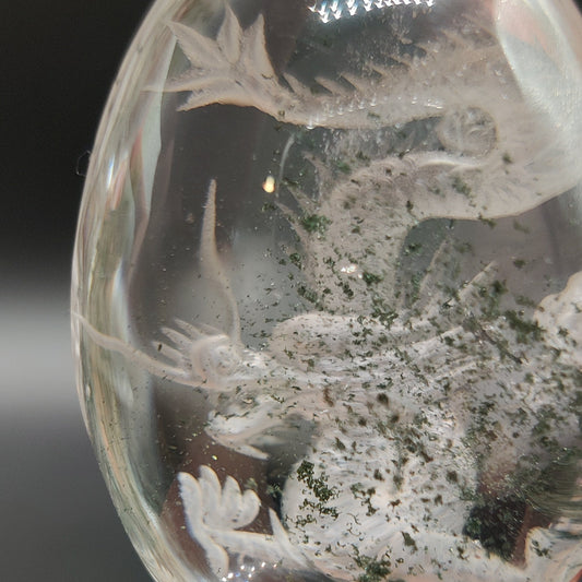 Cuarzo con talla de dragón