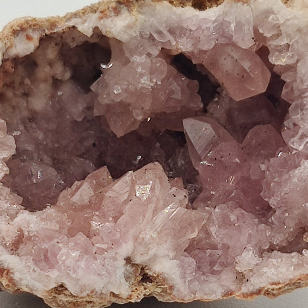 Geoda de amatista rosa