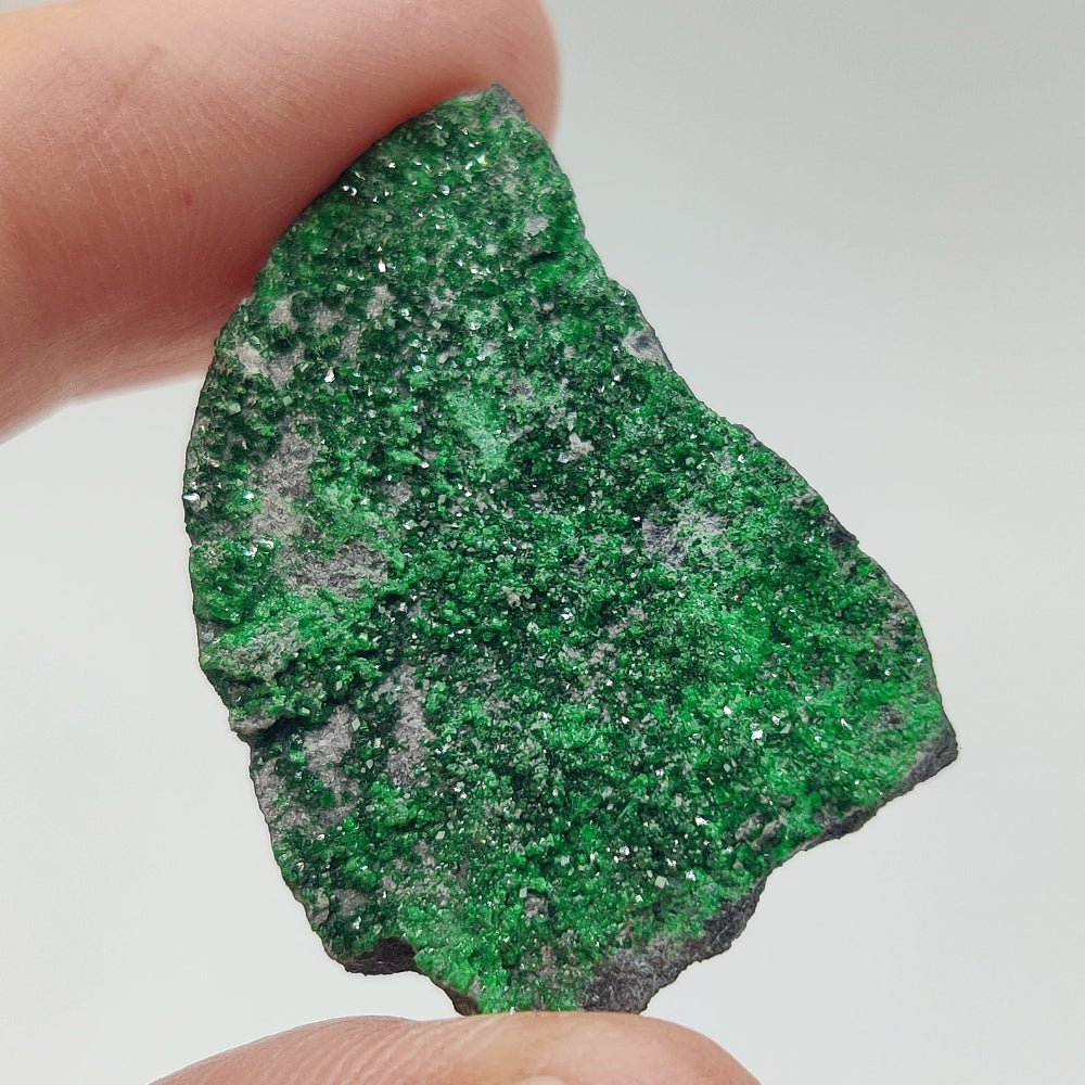 Granate uvarovita