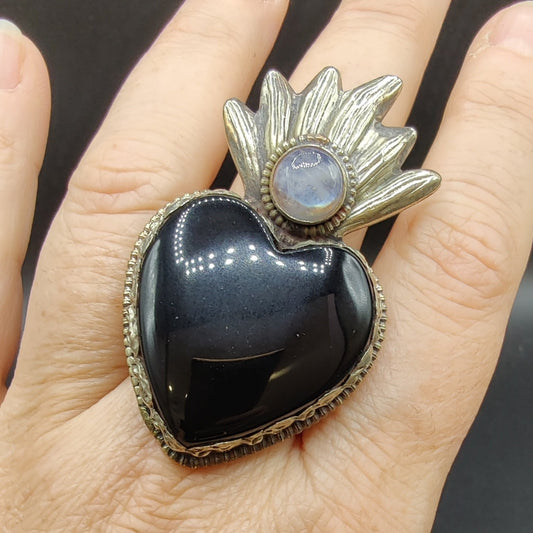 Anillo ónix negro y piedra luna arcoíris