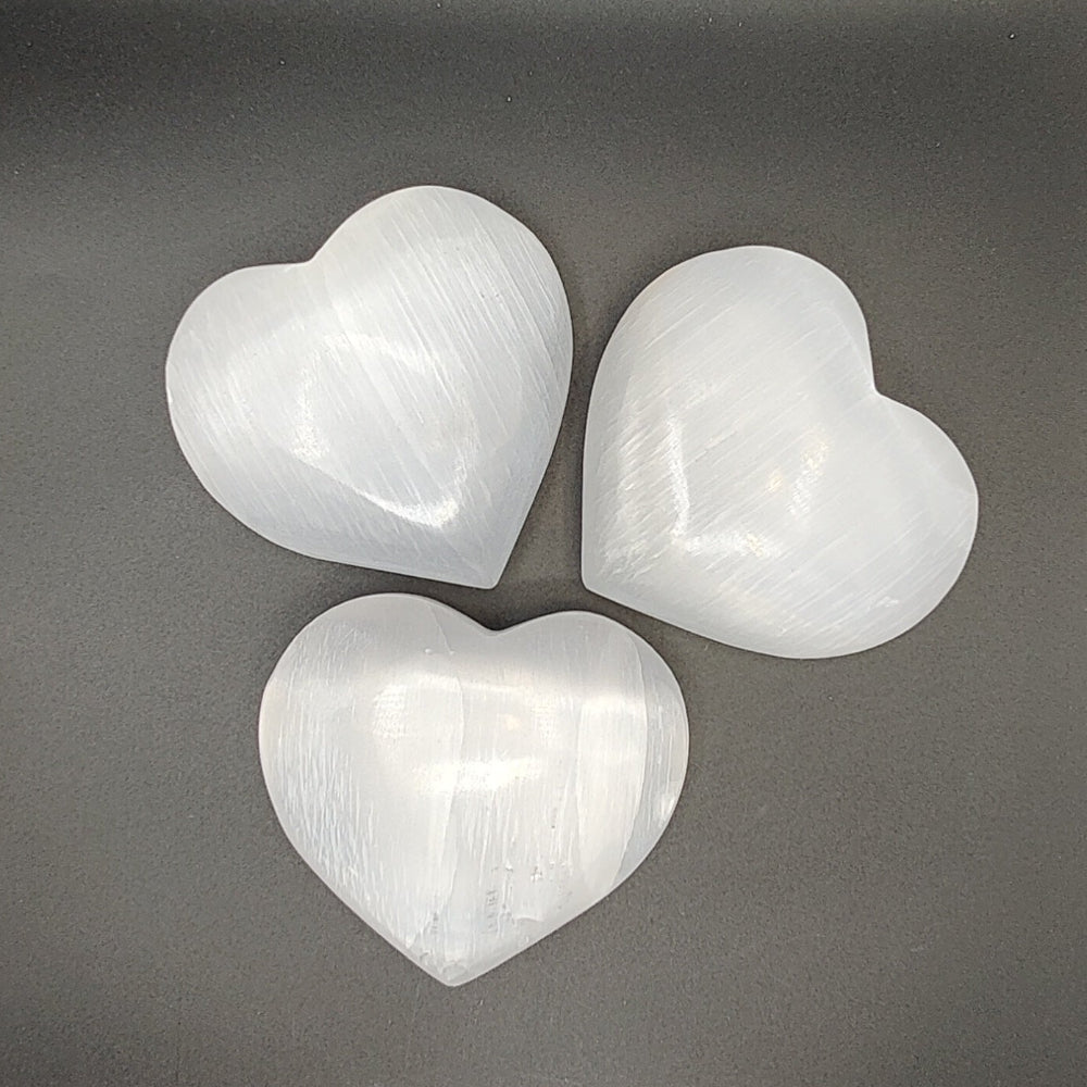 Selenita corazón (yeso fibroso)