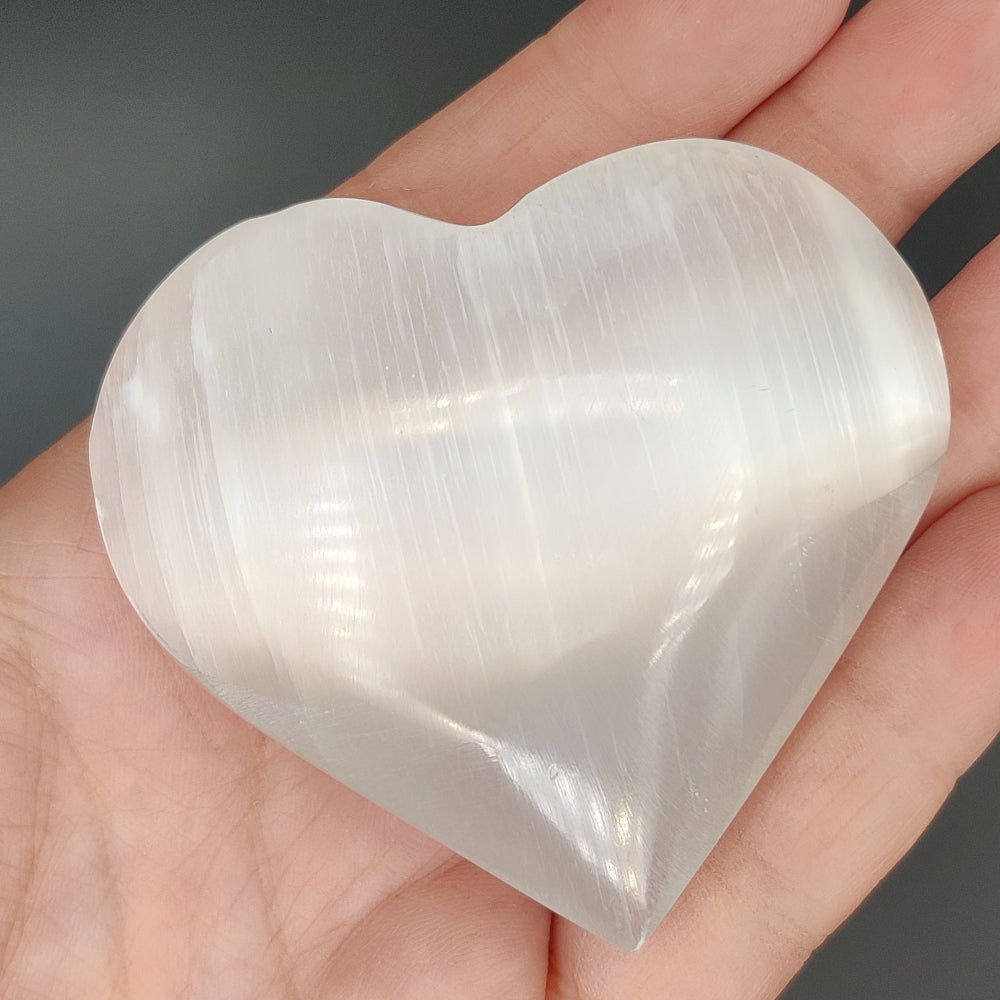 Selenita corazón (yeso fibroso)