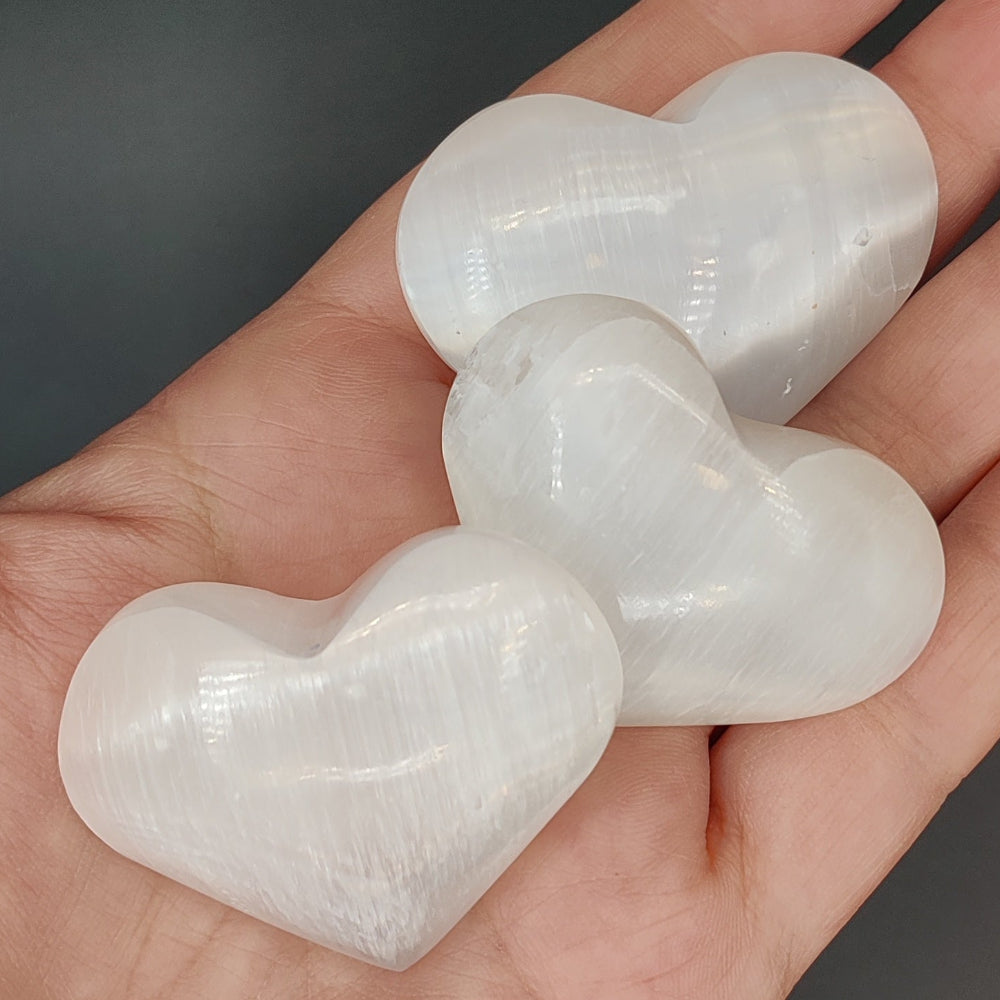 Selenita corazón (yeso fibroso)