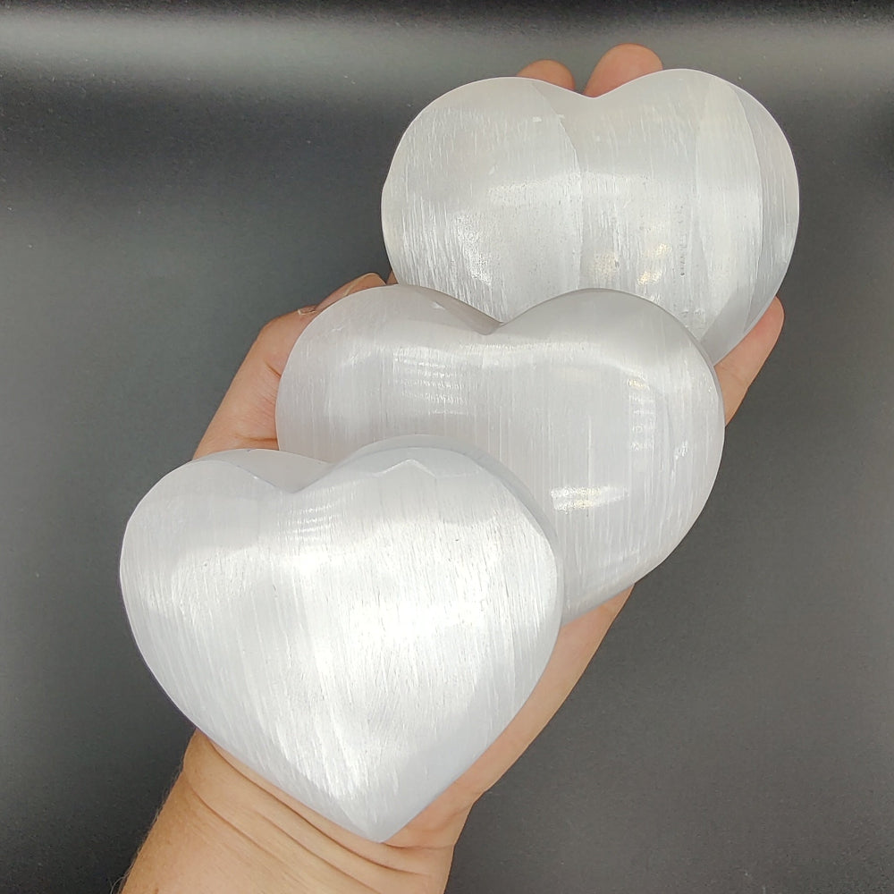 Selenita corazón (yeso fibroso)