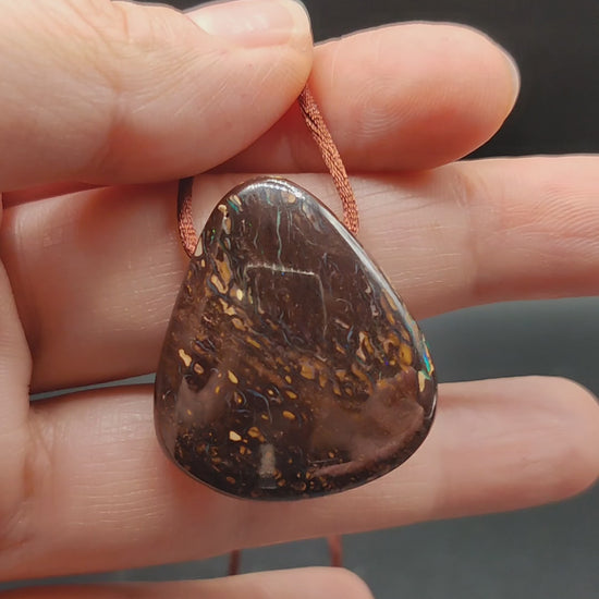 Video-Opalo-boulder-colgante-